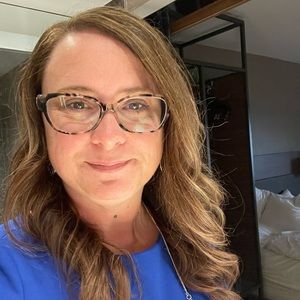 Meet your Posher, Wendy